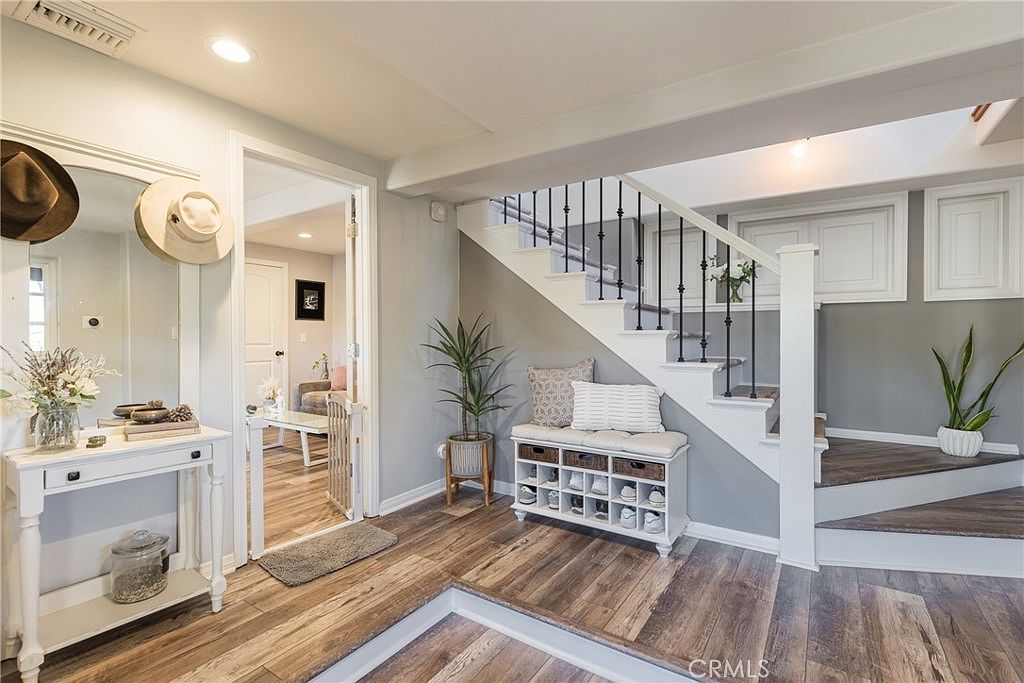 Second bathroom with updated finishes